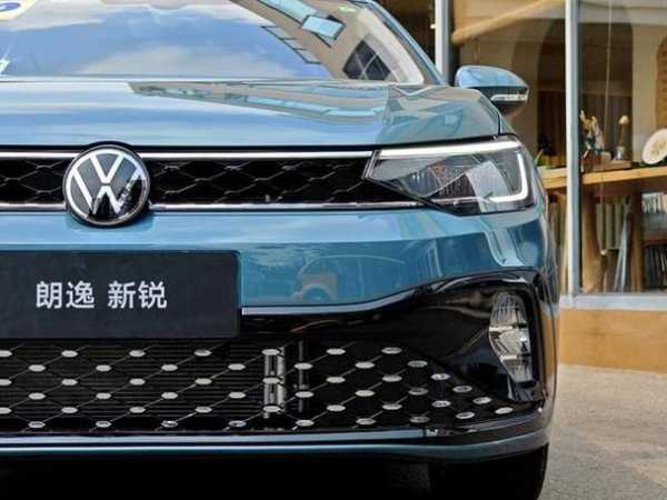 大众朗逸2025新款现在落地价多少(大众朗逸2025款落地价)